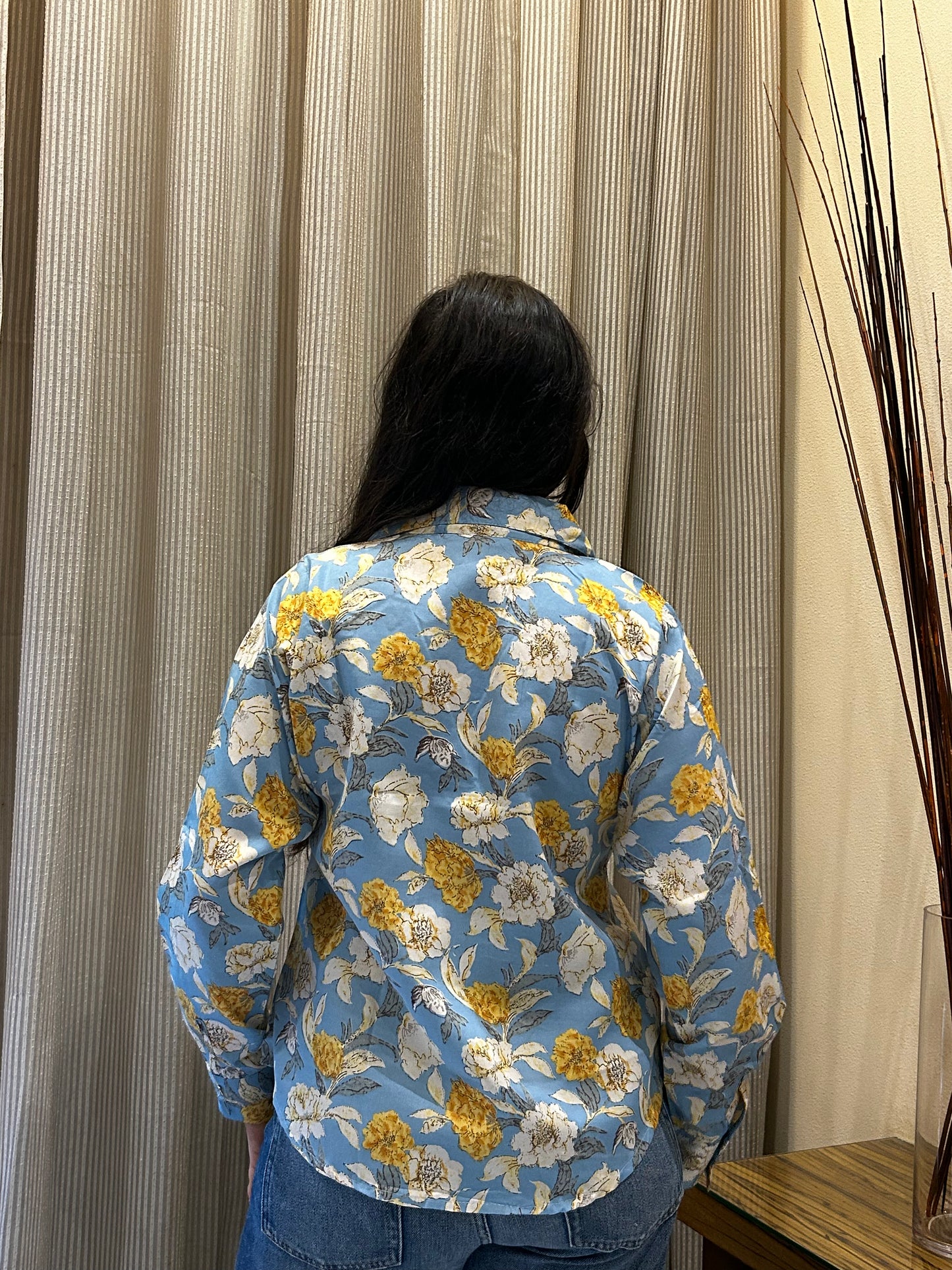 Bagh: Sky phool Full sleeve collar