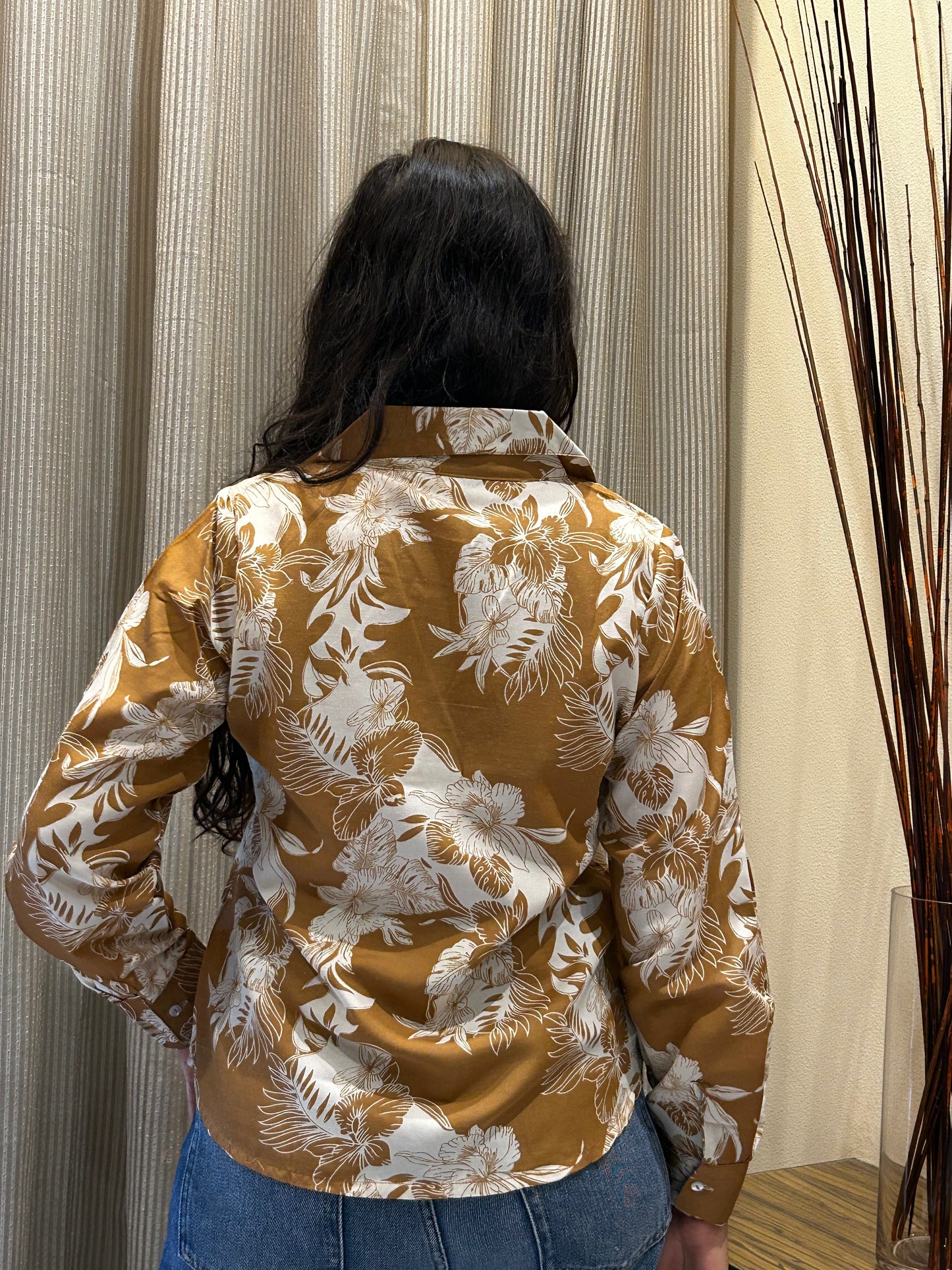 Bagh: haldi phool Full sleeve collar