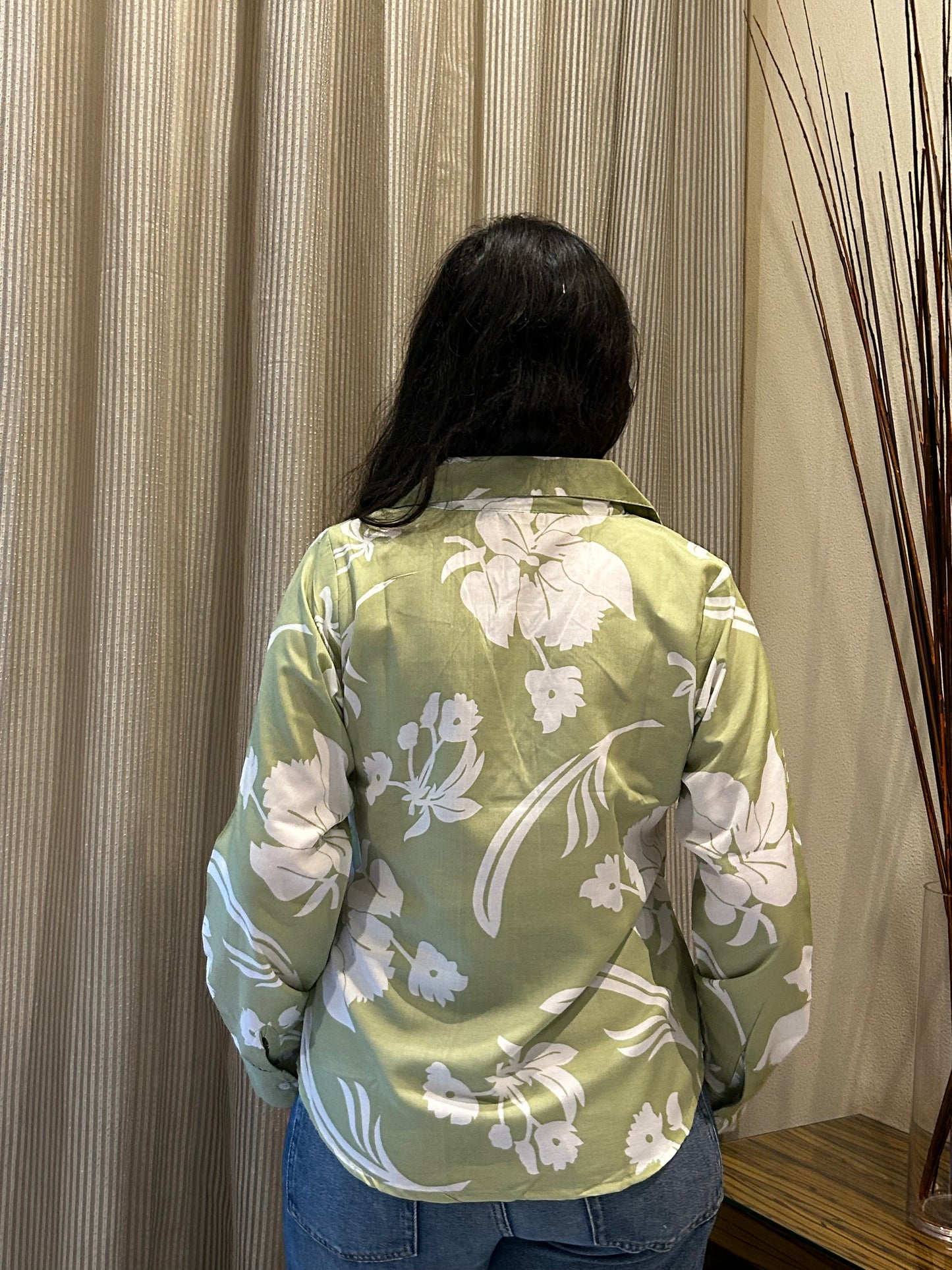 Bagh: Hara phool Full sleeve collar